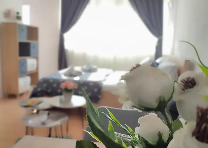 Happiness Apartment *