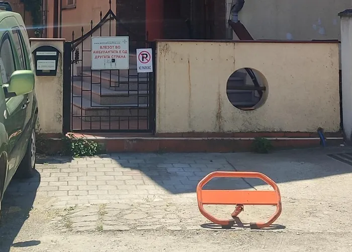 Apartment Happiness *